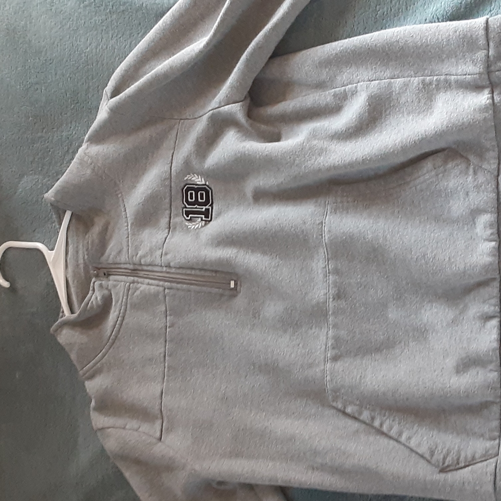 Greg sweater